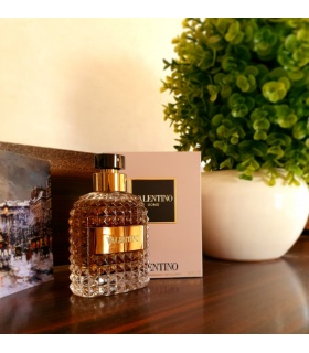 عطر والنتینو اومو (Valentino Uomo)
