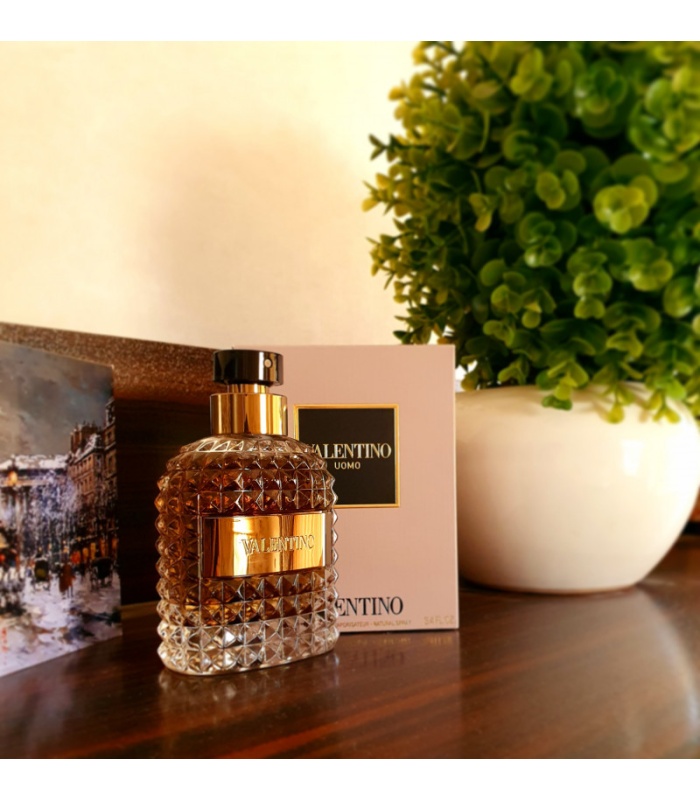 عطر والنتینو اومو (Valentino Uomo)