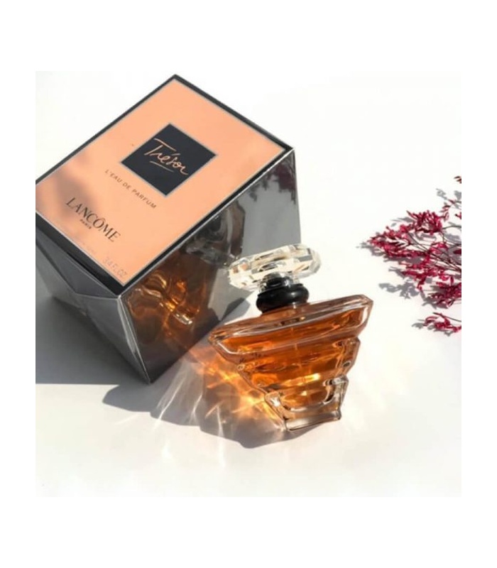 عطر لانکوم ترزور (Lancome Tresor)