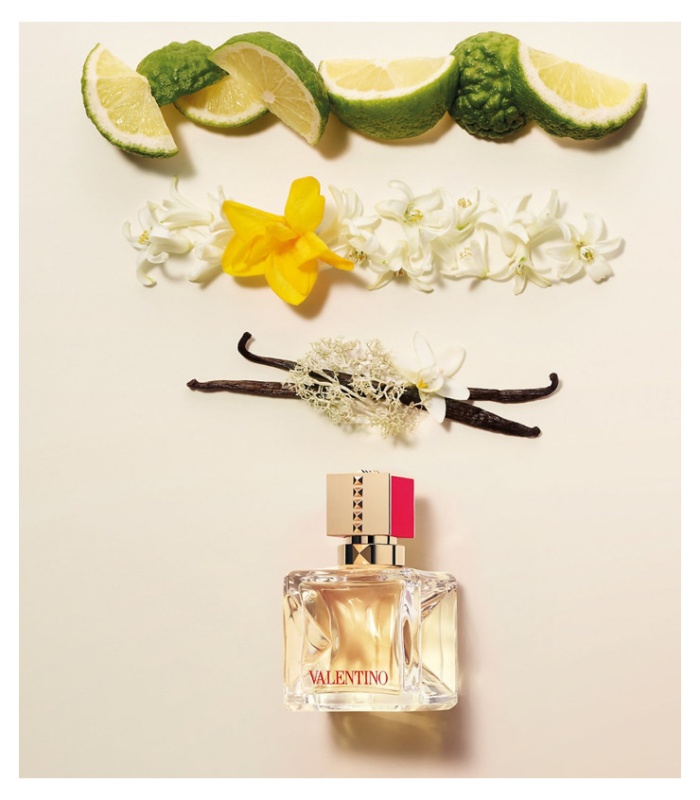 عطر والنتینو ووس ویوا (Valentino Voce Viva)