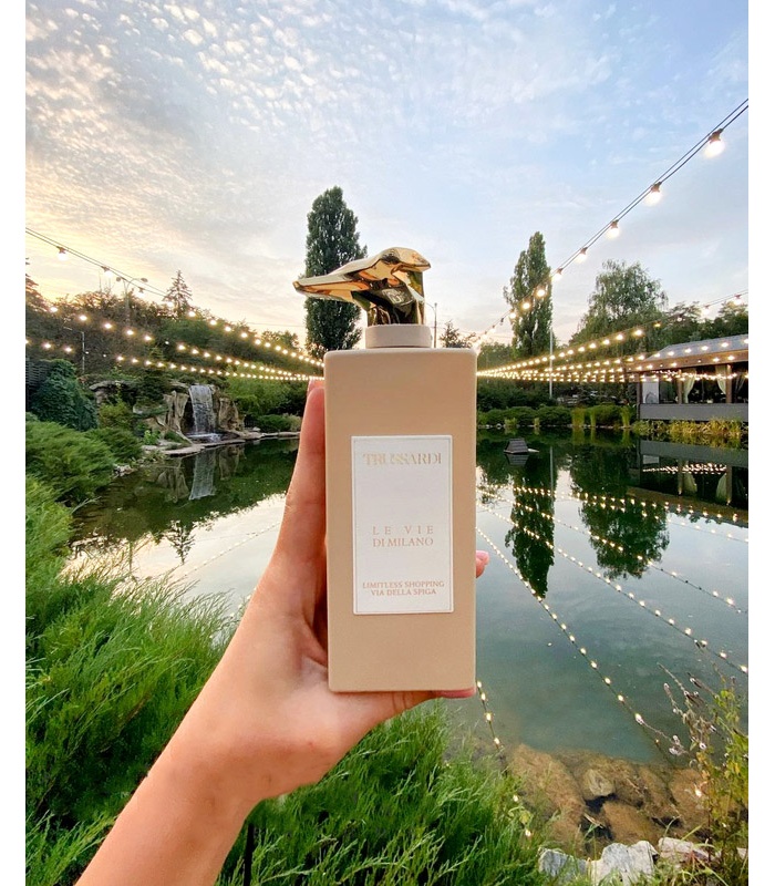 عطر تروساردی لیمیتلس شاپینگ ویا دلا اسپیگا (Trussardi Limitless Shopping Via Della Spiga)