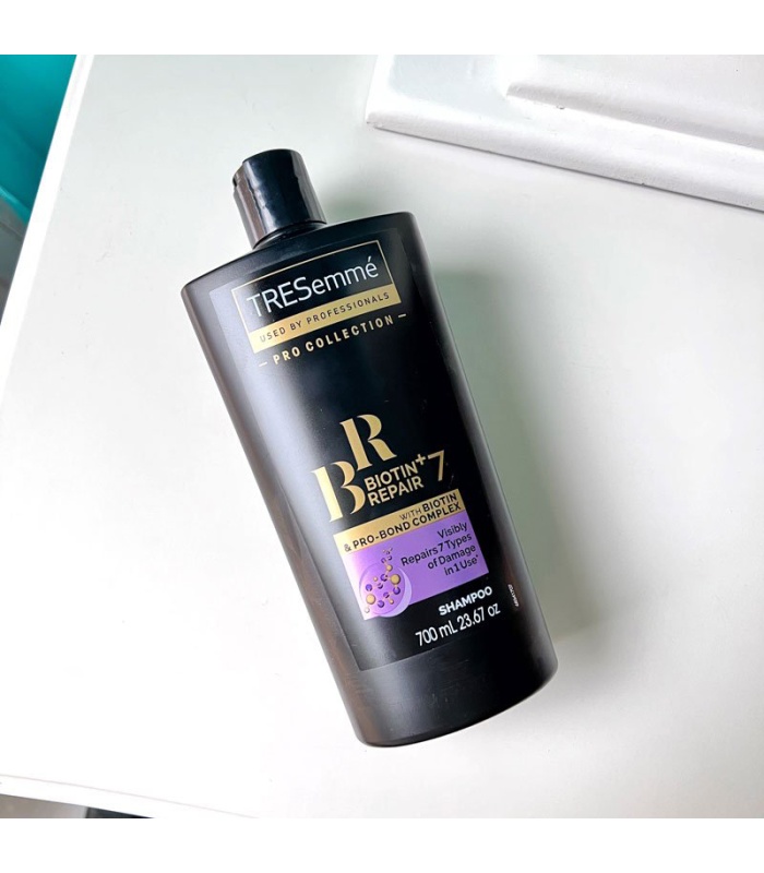 شامپو ترمیم کننده ترزمه حاوی بیوتین 700 میلی لیتر