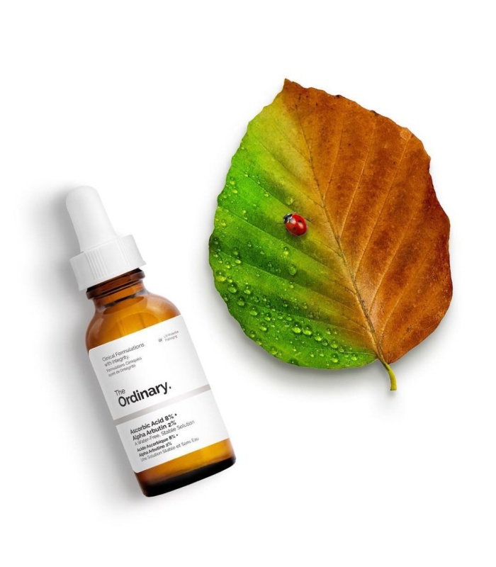 سرم اسکوربیک ۸% و آلفا آربوتین ۲% اوردینری the ordinary Ascorbic Acid 8% + Alpha Arbutin 2%