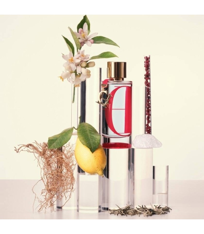 عطر کارولینا هررا سی اچ لئو ادوتویلت زنانه ۲۰۱۷ (Carolina Herrera CH L`eau 2017)