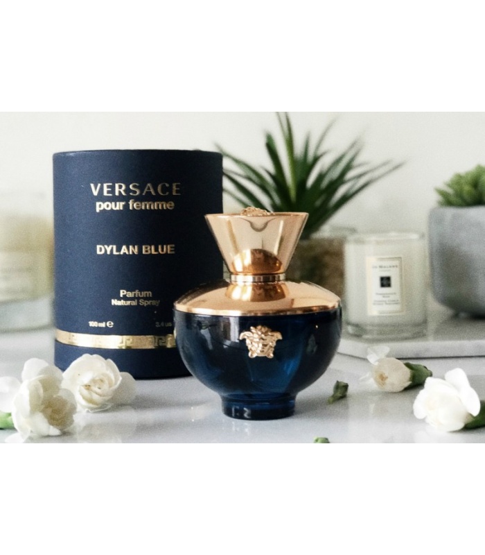عطر ورساچه دیلان بلو زنانه (Versace Pour Femme Dylan Blue)